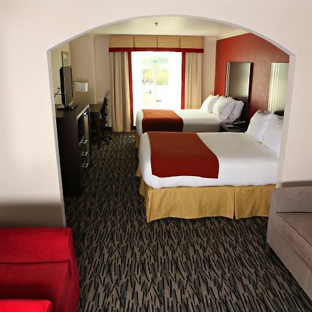 Holiday Inn Express Hotel & Suites - Sumter By Ihg Exterior photo