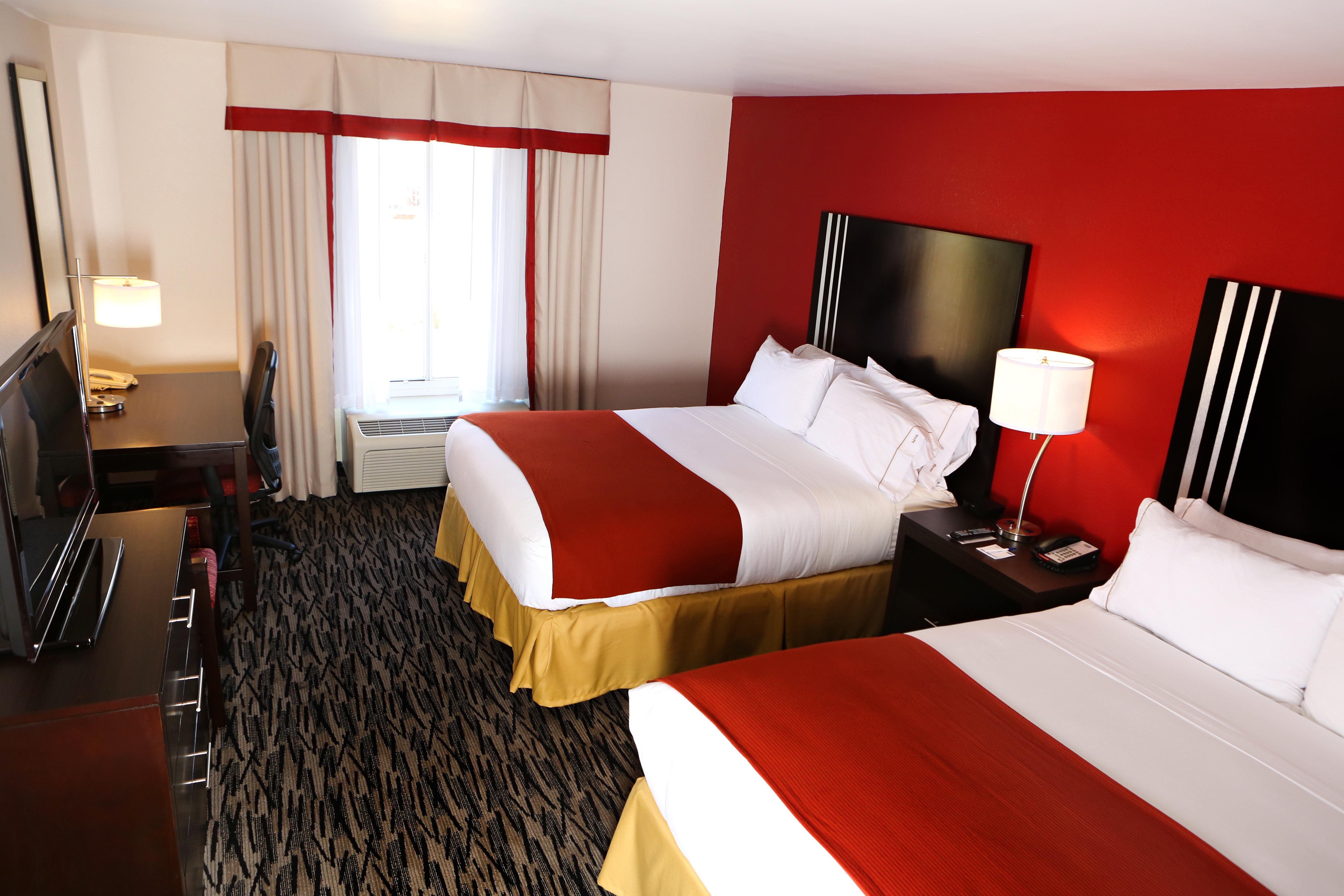 Holiday Inn Express Hotel & Suites - Sumter By Ihg Exterior photo